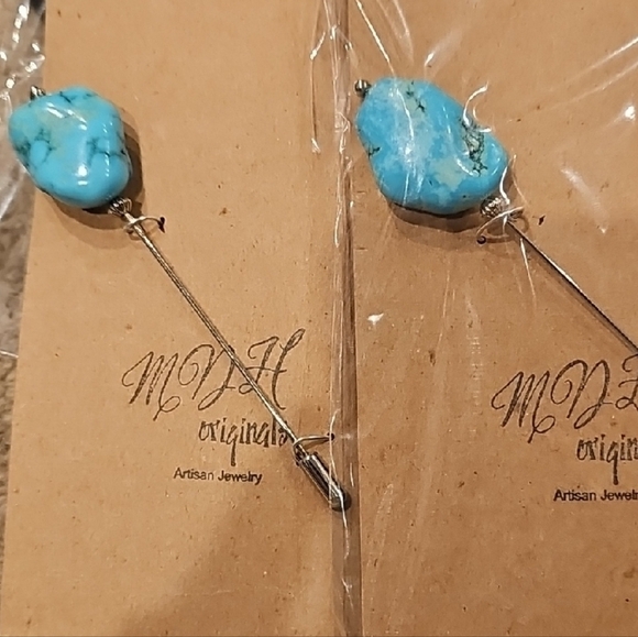Turquoise Pin - Picture 2 of 2